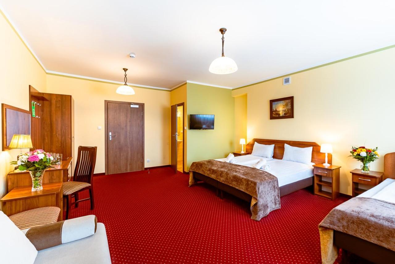 Hotel Kasztelan Dobczyce Exterior foto